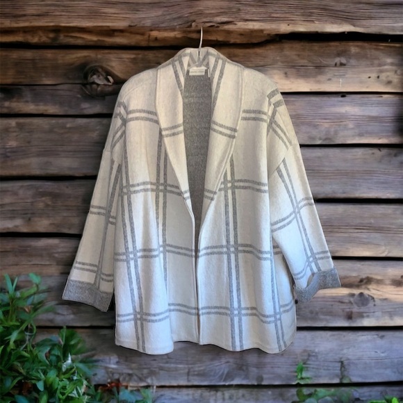 Adrienne Vittadini Cream and Gray Open Front Coat Sweater-Oversized - Size Large - Picture 9 of 9